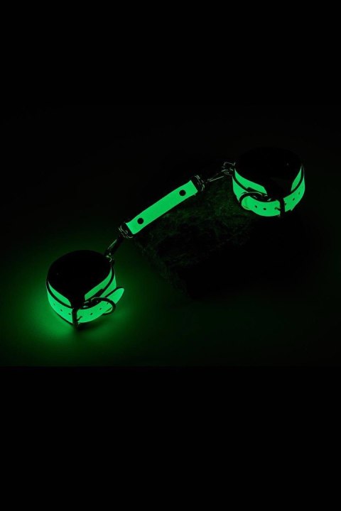 RADIANT HANDCUFF GLOW IN THE DARK GREEN