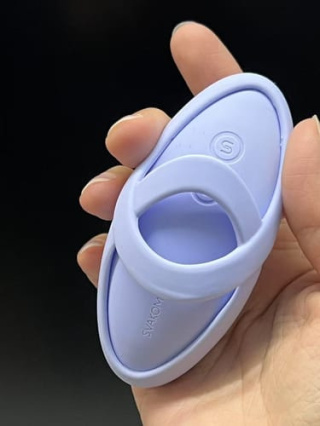 Svakom Echo 2 Sky Blue - podgrzewany masażer na palec